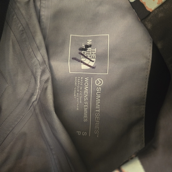 The North Face Summit Verbier GTX Bib snow Pant - Women's. SMALL - Picture 6 of 7